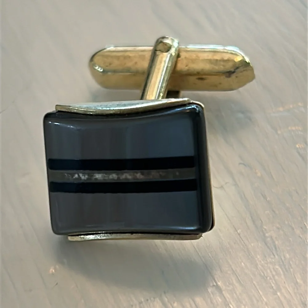 Vintage Cufflinks GOLD TONED Gray Mother Of Pearl/Black stripes